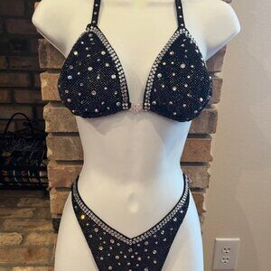 Figure Physique Bodybuilding Competition NPC Contest Posing Suit